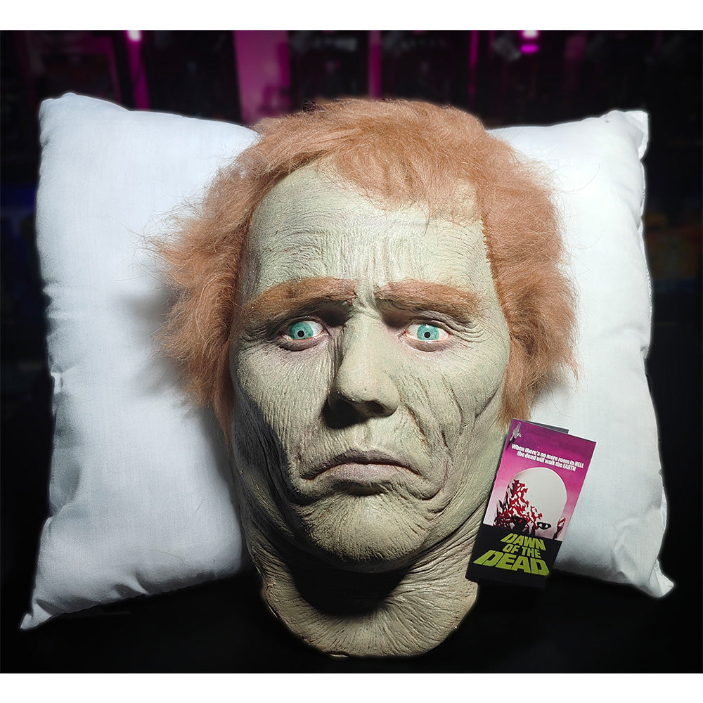 Dawn Of The Dead Roger Pillow Pal Trick or Treat Studios 1:1 Scale Prop Replica – Dawn of the Dead, Trick or Treat Studios, 35 cm, 2019, brand new collector item, Uncanny Collectibles Dublin Ireland