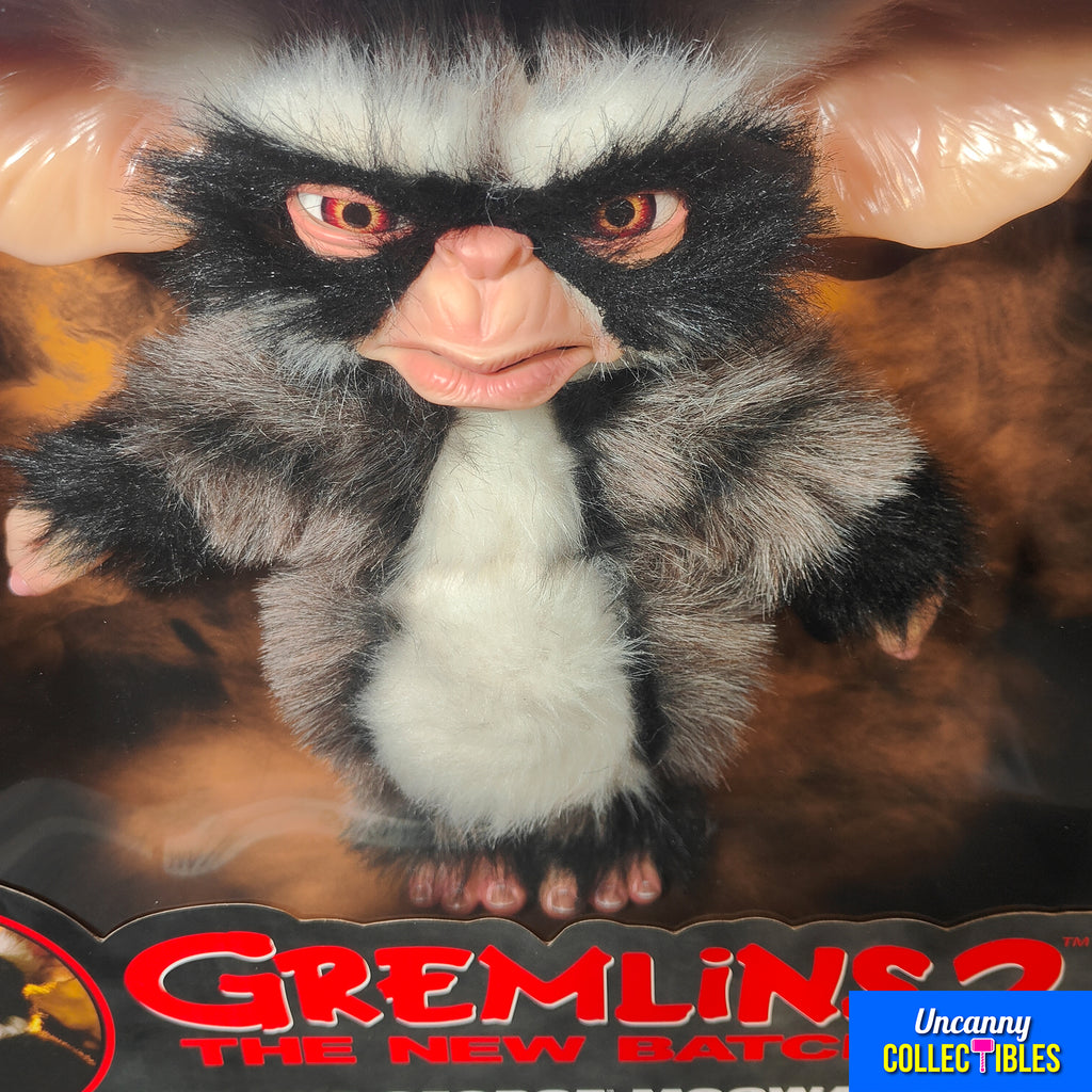 Trick or Treat Studios Gremlins 2 George Mogwai 1:1 Scale Prop Replica – Gremlins, Trick or Treat Studios, 25 cm, 2024, brand new collector item, Uncanny Collectibles Dublin Ireland