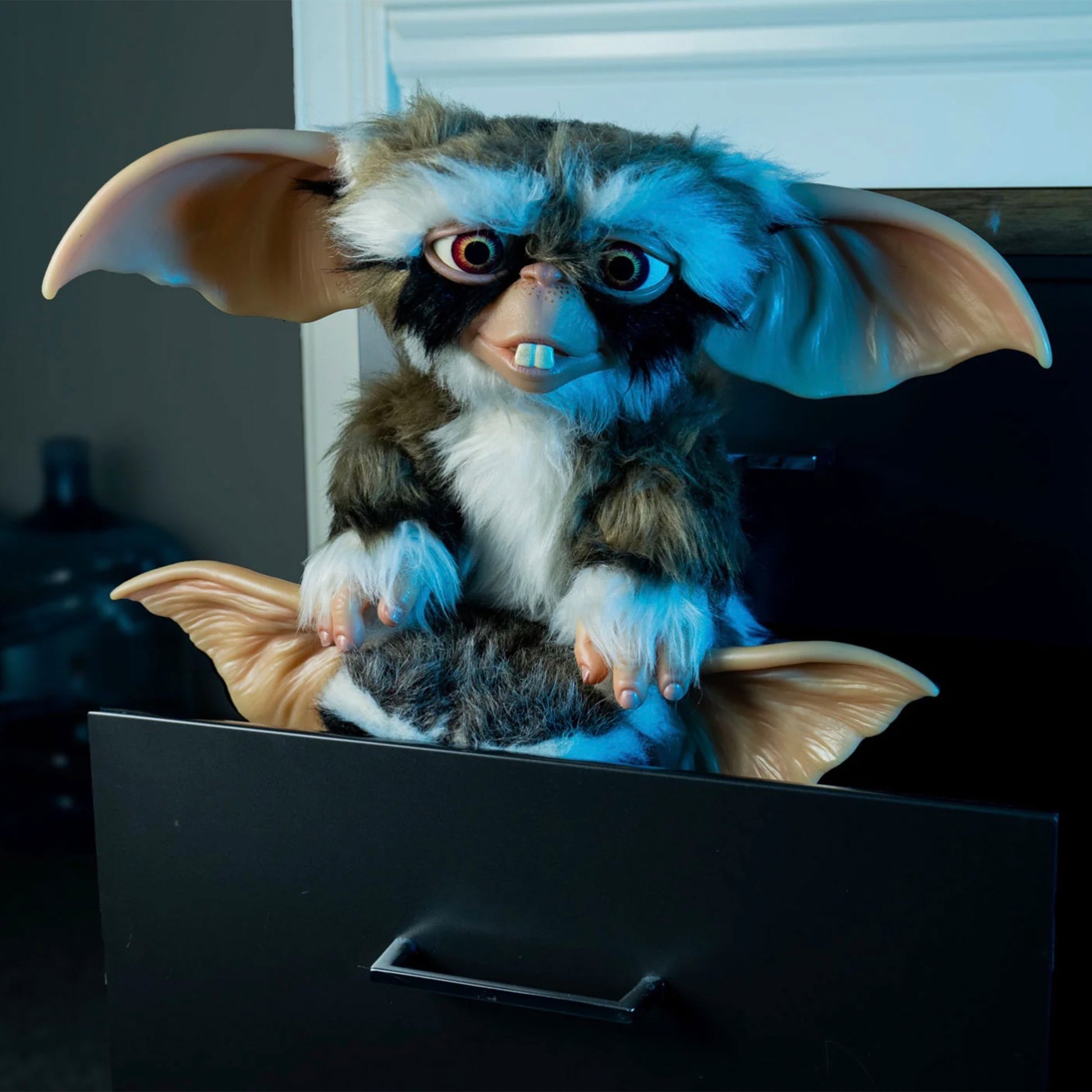 Trick or Treat Studios Gremlins 2 Lenny Mogwai 1:1 Scale Prop Replica