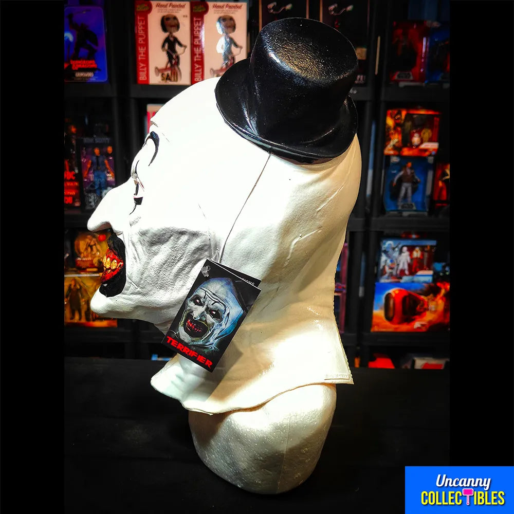 Terrifier Art the Clown Trick Or Treat Studios Full Head Latex Mask – Terrifier, Trick or Treat Studios, 35 cm, 2024, brand new collector item, Uncanny Collectibles Dublin Ireland