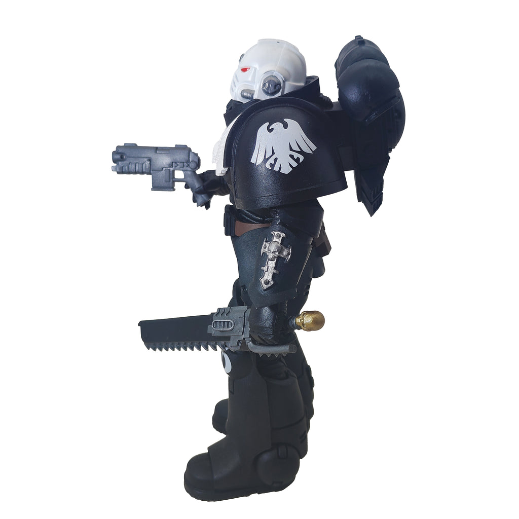 Warhammer 40000 Raven Guard Veteran Sergeant McFarlane Action Figure 2021