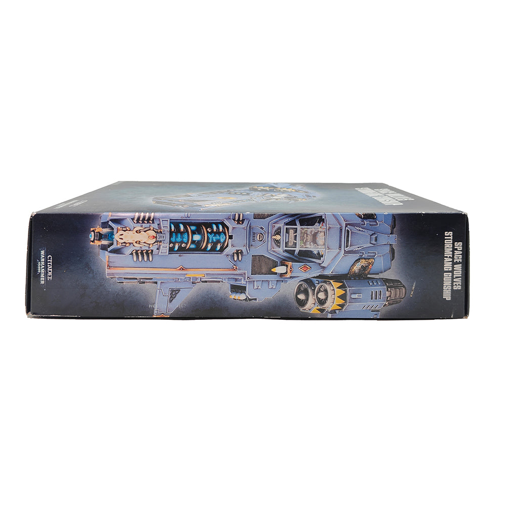 Warhammer 40000 Space Wolves Figures And Stormfang Gunship Parts Games Workshop 2011  53-11 – Warhammer 40k, Games Workshop, -, 2011, pre-owned collector piece, Uncanny Collectibles Dublin Ireland