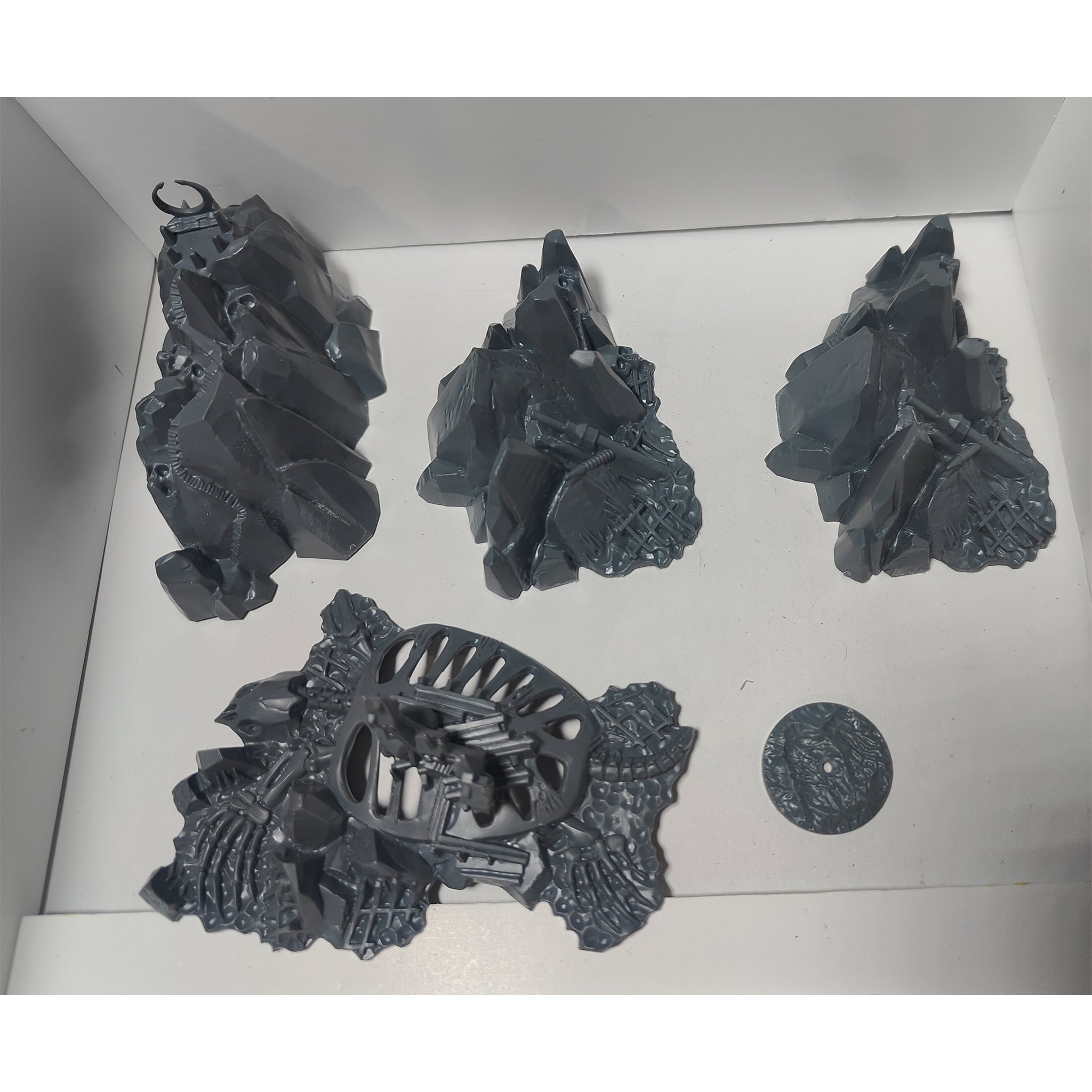 Warhammer Dreadfleet Games Workshop 2011Â  DF-01-60 Incomplete – Warhammer 40k, Games Workshop, -, 2011, pre-owned collector piece, Uncanny Collectibles Dublin Ireland