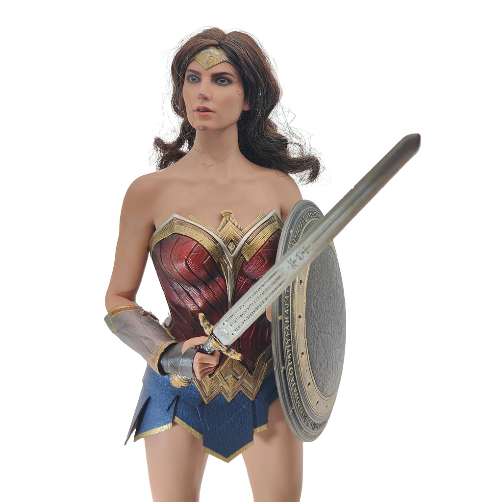 Wonder Woman Justice League Movie Hot Toys Action Figure 2018 30cm – DC Heroes, Hot Toys, 30 cm, 2018, pre-owned collector piece, Uncanny Collectibles Dublin Ireland